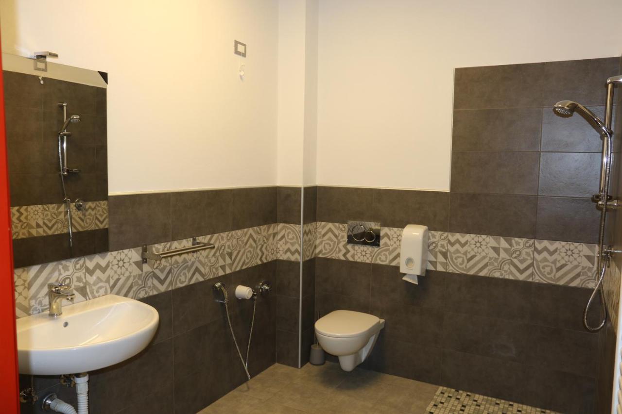 Student'S Hostel Parma Luaran gambar